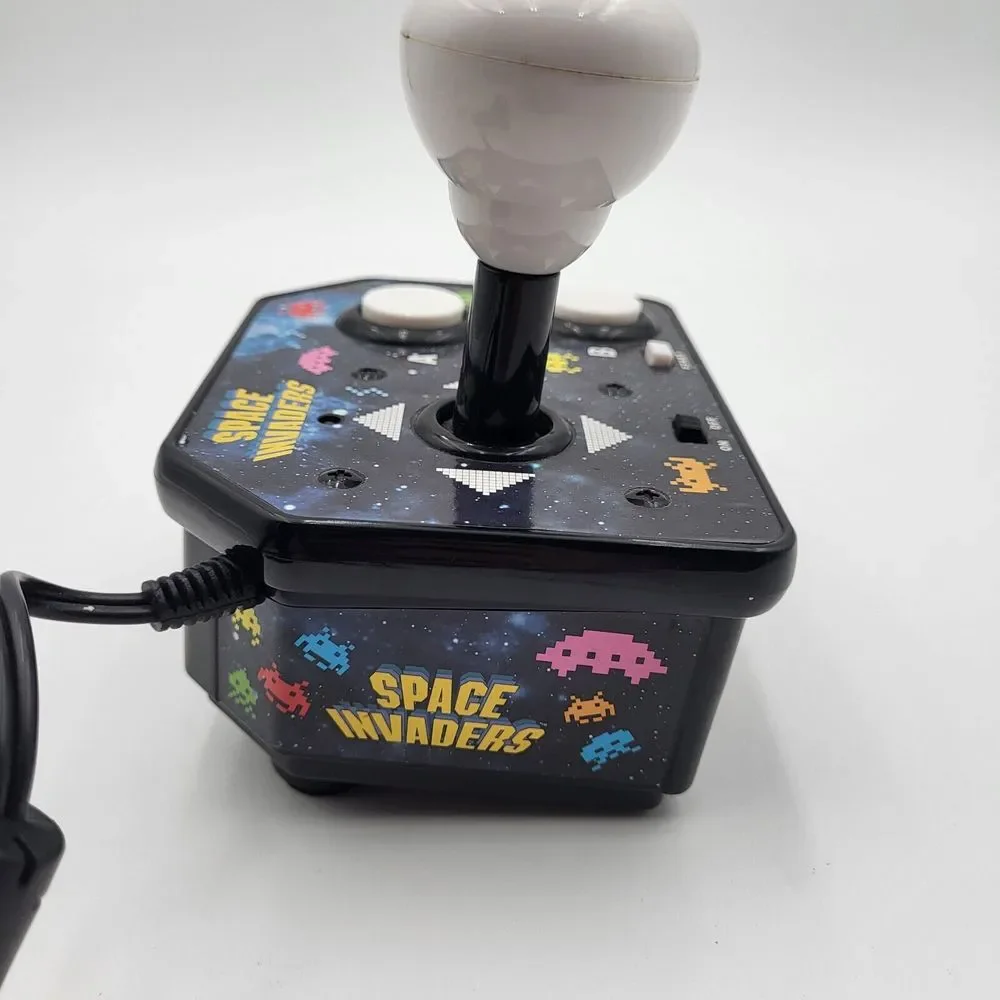 Space Invaders Plug &‎ Play Video Game - Tested Works